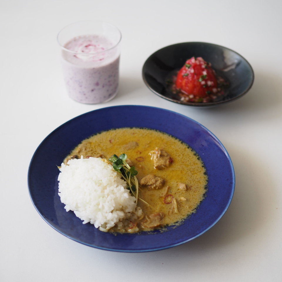 カレーを盛ってみる・レトルトその3_b0206421_18004310.jpg