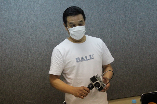 第26回 好きやねん大阪カメラ倶楽部 例会報告 今月のテーマ カメラ付属品あれこれ_d0138130_01304597.jpg