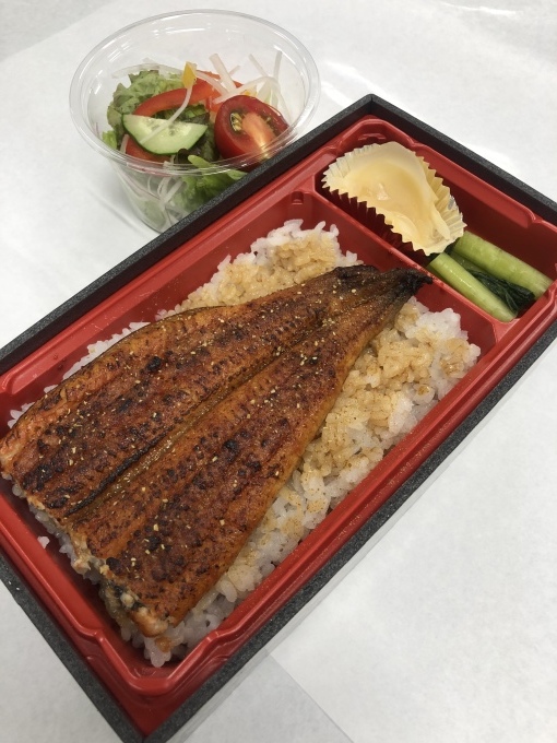 テイクアウトのお弁当_d0182179_13441970.jpeg
