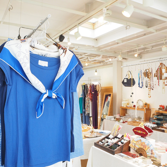 「古道具・アンティーク屋店主さんたちの蚤の市」_e0338157_17511596.jpg