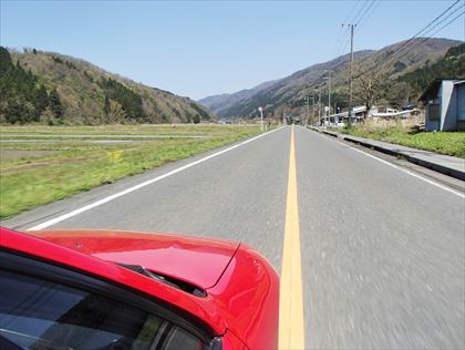 賤ケ岳の合戦、柴田勝家の本陣 玄蕃尾城址_e0044657_08232128.jpg