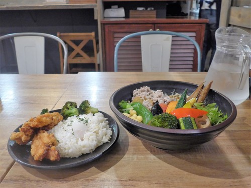 吉祥寺「Rojiura Curry SAMURAI.」へ行く。_f0232060_18101761.jpg