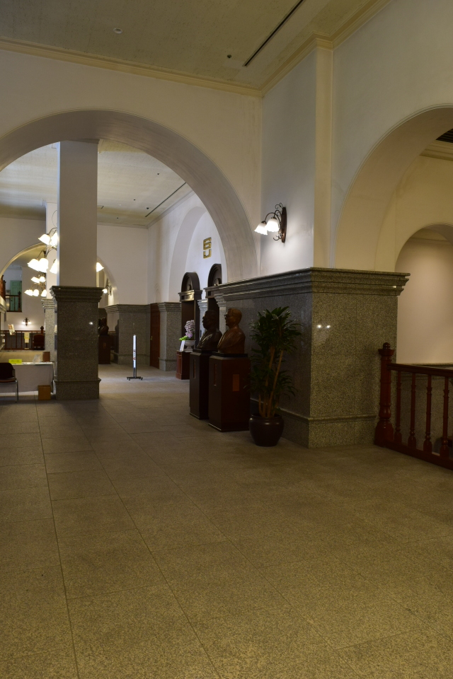 神戸市中央区の兵庫県公館(明治モダン建築探訪)_f0142606_14064094.jpg