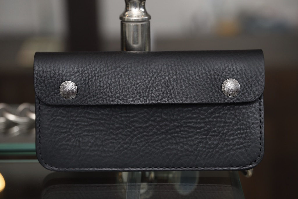 リンチシルバースミストラッカーウォレット(ミネルバボックス白)