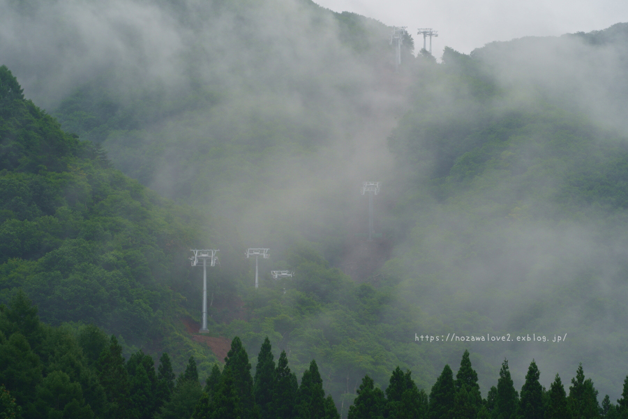 野沢温泉村　昨日今日の野沢温泉村_b0404739_18384365.jpg