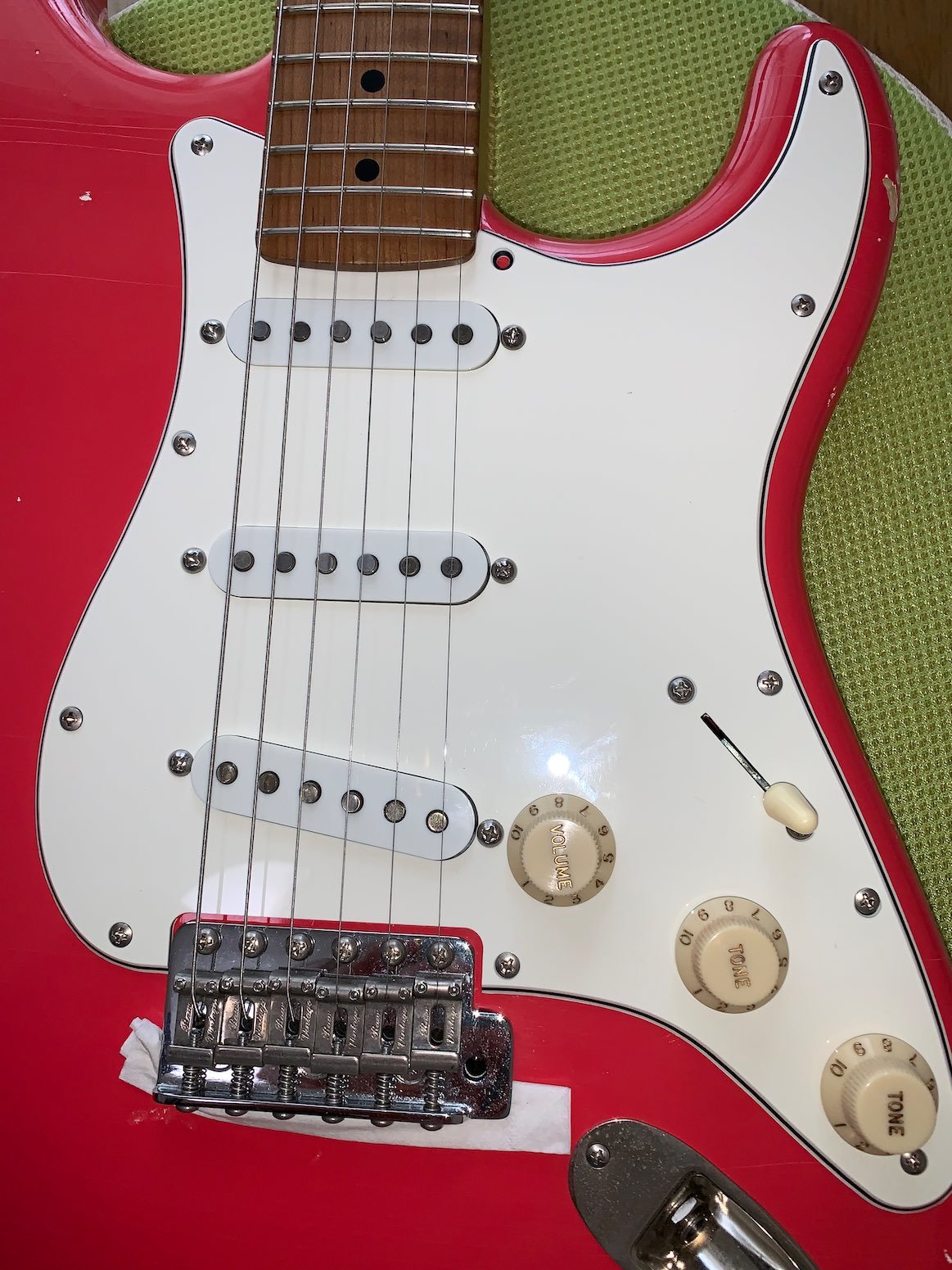 xotic XSC-2 リアピックアップをシングルへ換装 : 中古品紹介