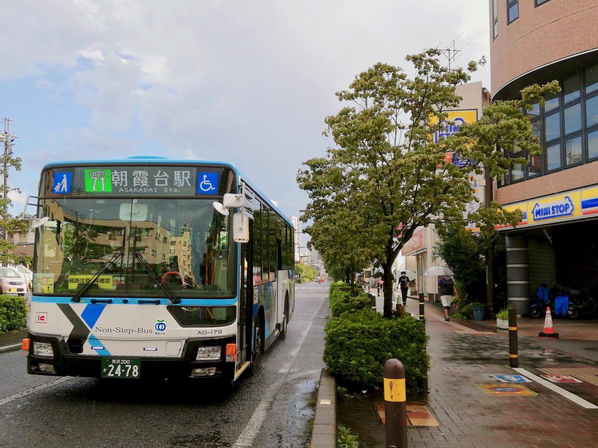 三菱ふそう車も配属 新座営業所のs Tory 黄色い電車に乗せて