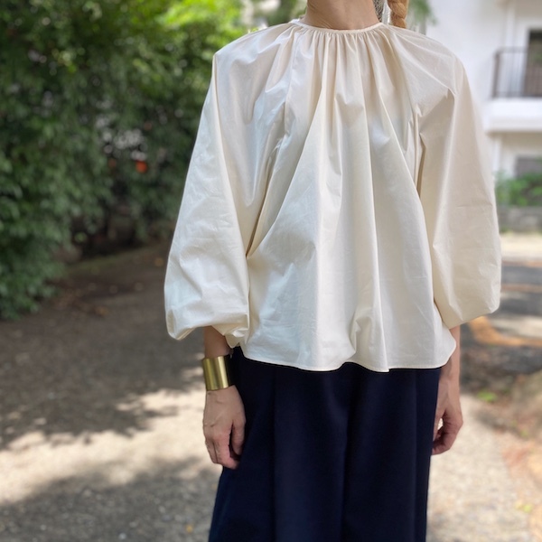 CRADLE SHOULDER_d0364239_19415173.jpg