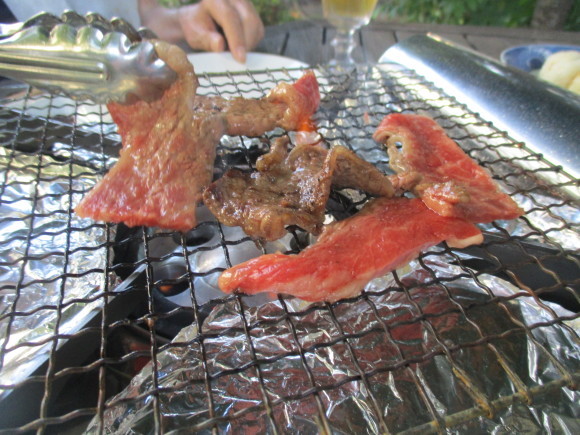 連休中の我が家の日々&桃のコンポート&さくらんぼ_a0279743_10413838.jpg
