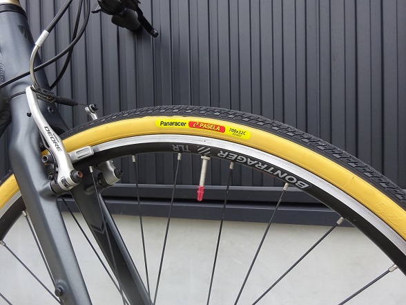 TREK トレック / FX3 タイヤ交換 panaracer パナレーサー TREK トレック / FX3 タイヤ交換 panaracer パナレーサー