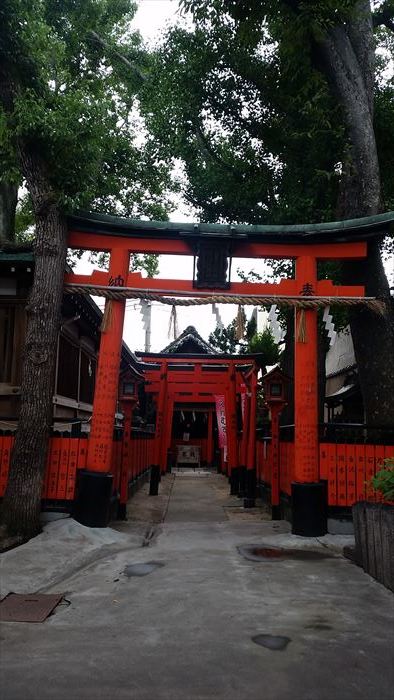桃谷・彌栄神社門前の町並み_f0139570_18255099.jpg