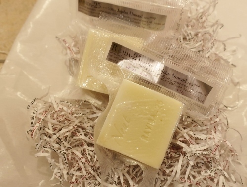 Neut Soap　_c0227633_12131353.jpg