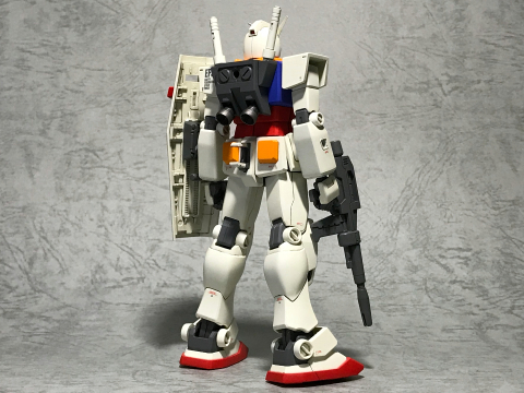 バンダイ 1/144 RX-78-2 ガンダム（完成）_b0055614_22323867.jpg