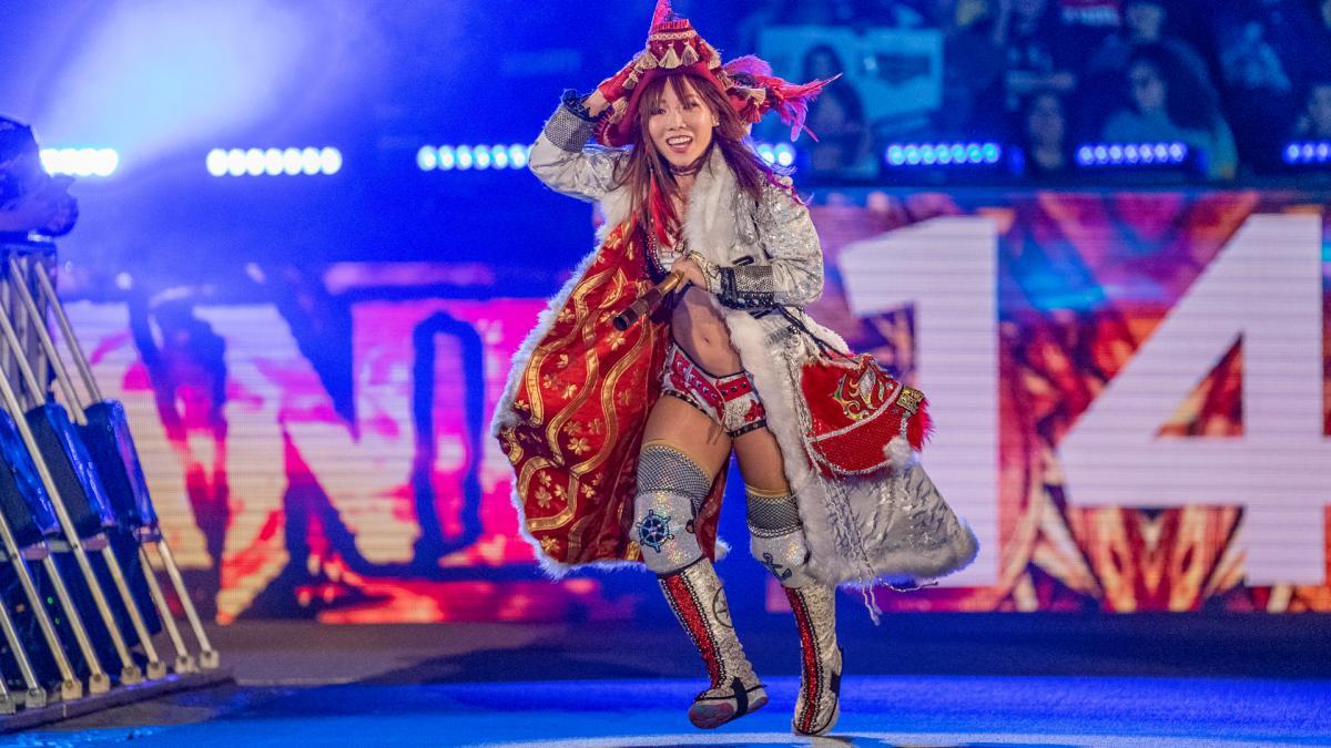 カイリ セインがsmackdown女子王者となったサーシャ バンクスを祝福 Wwe Live Headlines