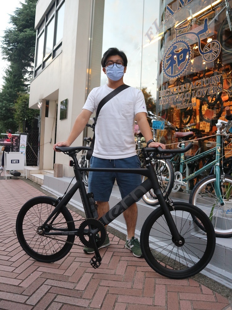 8月1日 渋谷 原宿 の自転車屋 FLAME bike前です_e0188759_18505886.jpg
