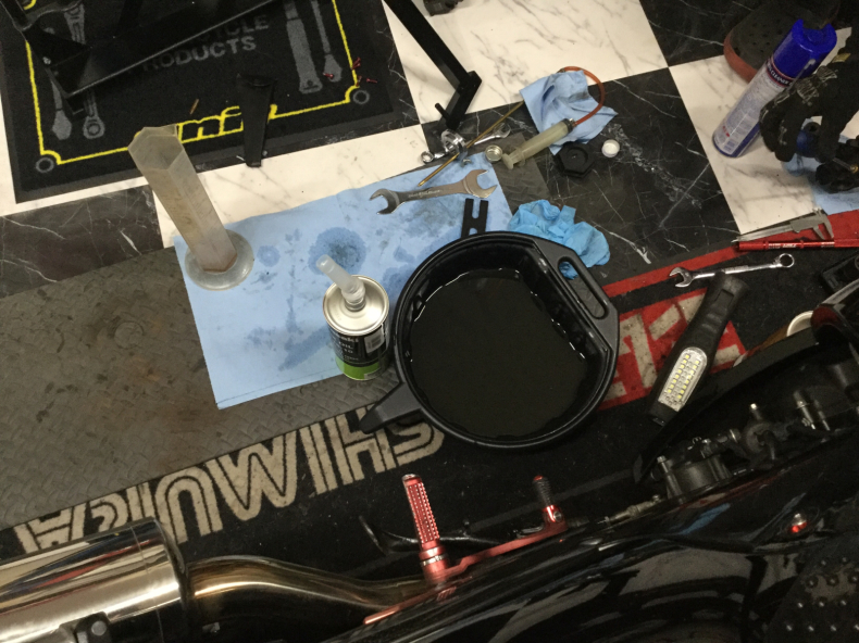 【バイク屋稼業】ZZR1400の車検へ。_d0221319_21110244.jpg