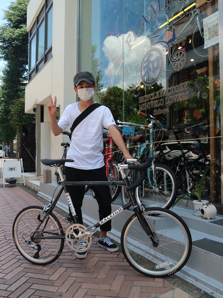 8月2日　渋谷　原宿　の自転車屋　FLAME bike前です_e0188759_17371189.jpg