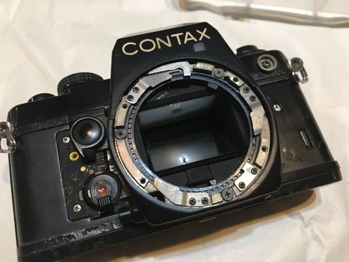 CONTAX 139Quartz 清掃備忘録 B個体 : 背景放射 CONTAX 139Quartz 清掃備忘録 B個体 : 背景放射