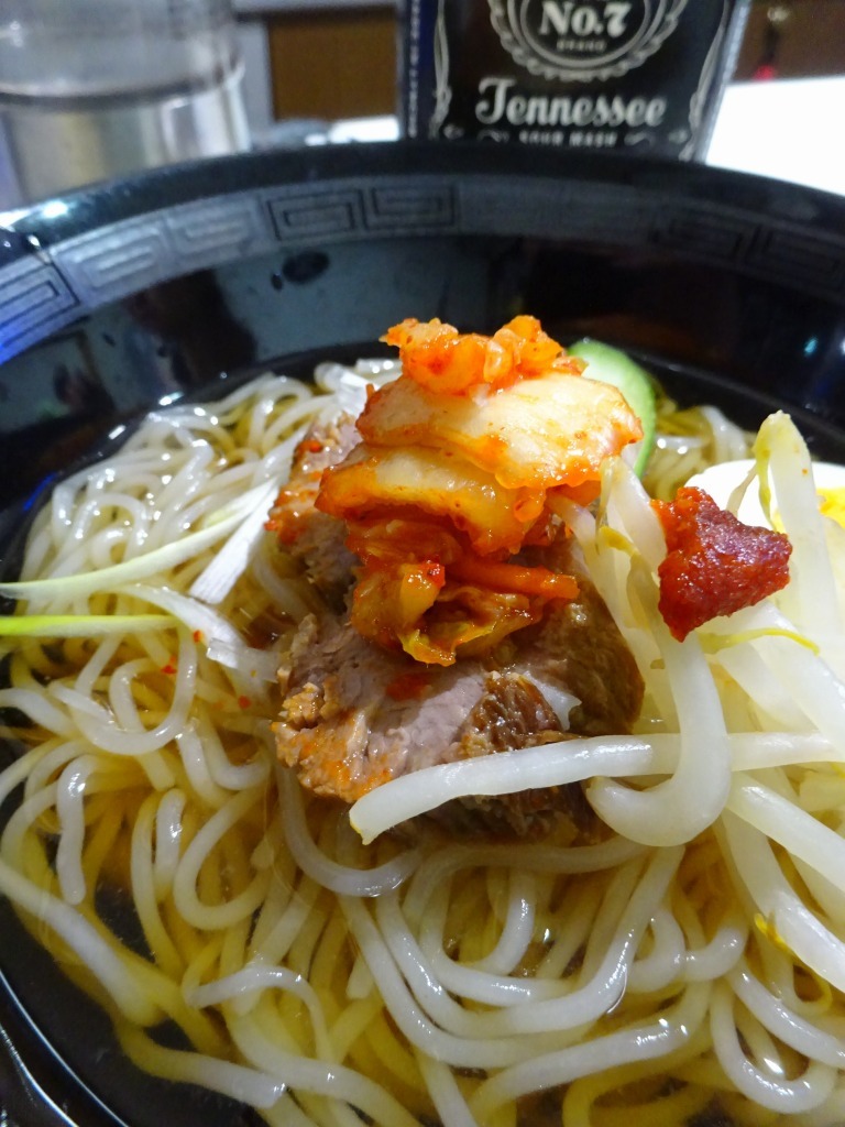 ジャックのお供を探せ!149 冷麺3_d0061678_12165787.jpg
