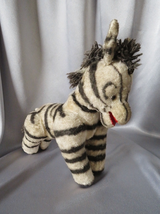 シマウマの元引き車のぬいぐるみ 友くんのパリ蚤の市散歩