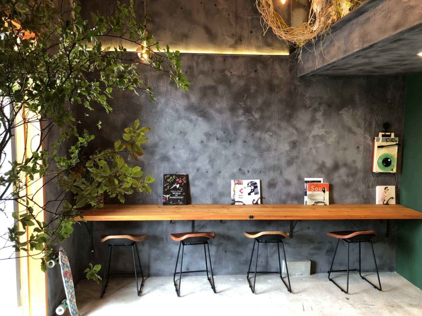 岡崎市に 都会の風が吹く Cafeがopen アジアン雑貨 家具のお店カランカラン スタッフのぼやき