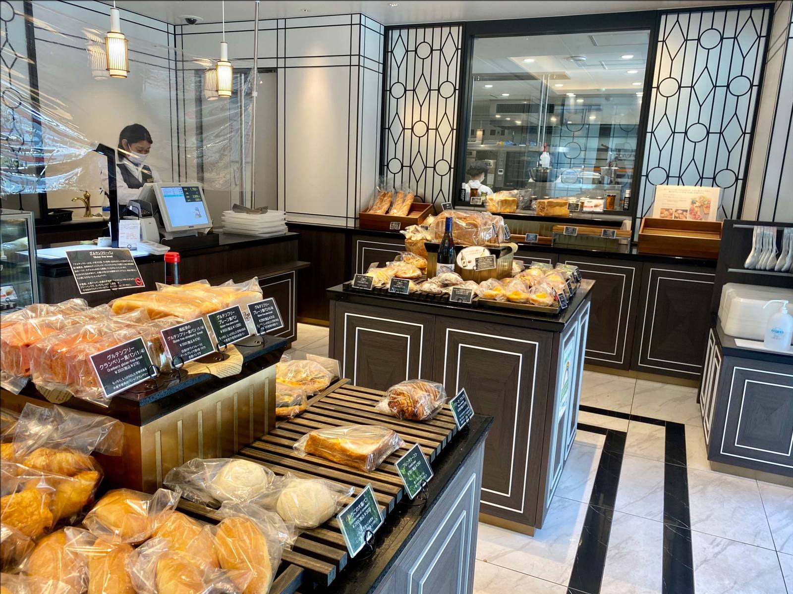 El Pan De Hamacho エル パン デ ハマチョ のクラブハウスサンドイッチ 人形町からごちそうさま
