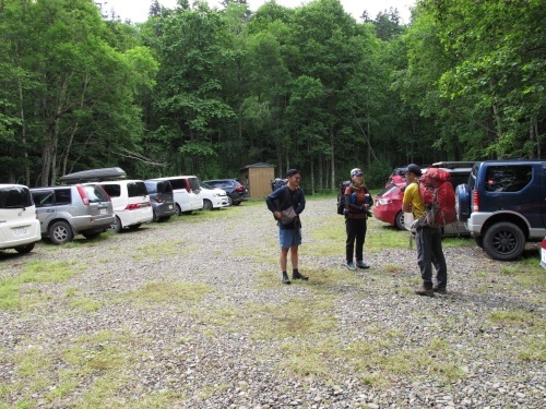 トムラウシ（クチャンベツルート）2泊3日