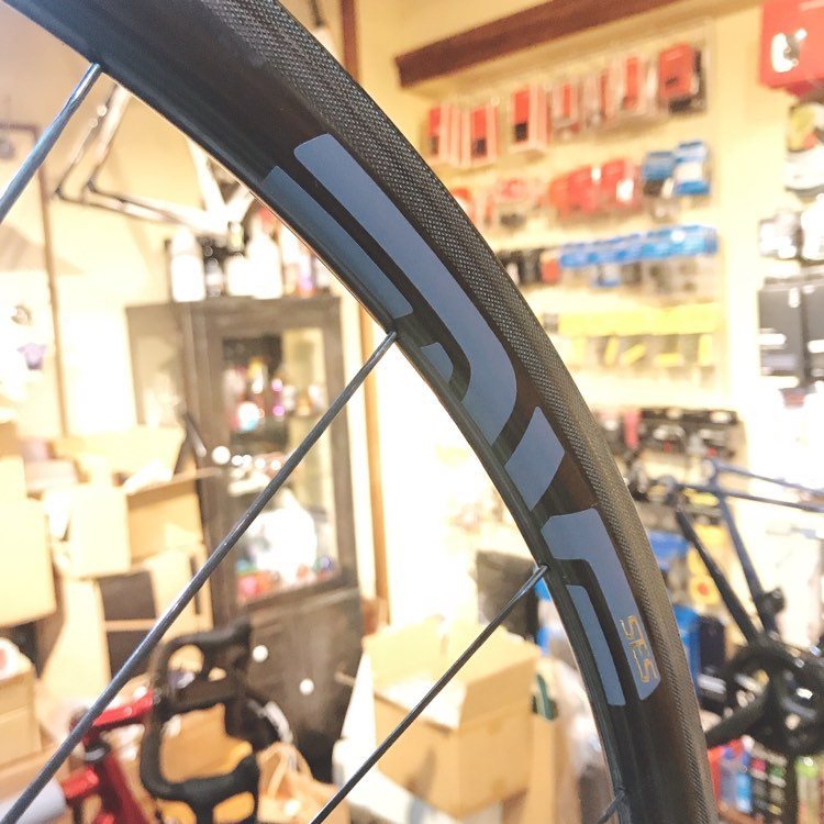 BONSAI x ENVE 盆栽屋の場合 : 盆栽自転車店ブログ