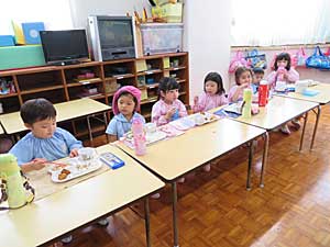 交通安全について..._e0325335_1781788.jpg