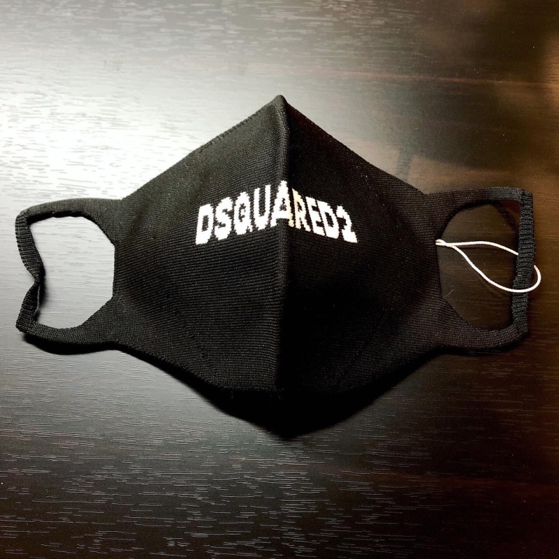 DSQUARED2より高級マスクのご紹介です！_e0308287_16074625.jpg