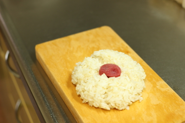 最後に土用干して完成する「梅干し」_f0354014_19353717.jpg
