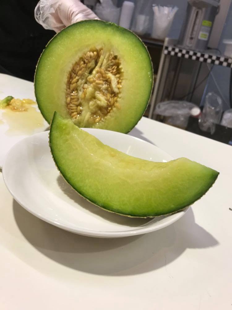 贈って喜ばれる、茨城のメロン!スタッフで試食会行いました!_a0283448_20392121.jpg