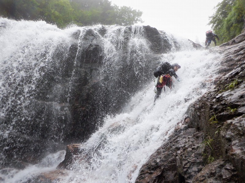 吾妻連峰 美渓の前川大滝沢で水遊び Stream Climbing in Otakisawa