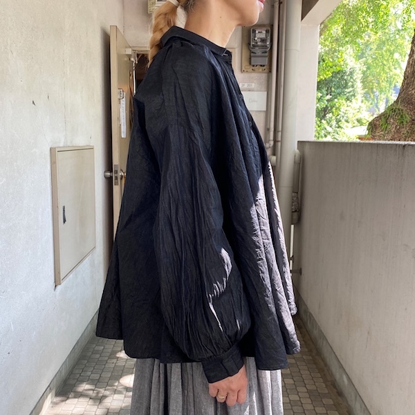 BLACK DENIM GATHER BLOUSE_d0364239_20250566.jpg