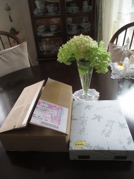 お盆のお参りの日&桃が届いた_a0279743_09394551.jpg