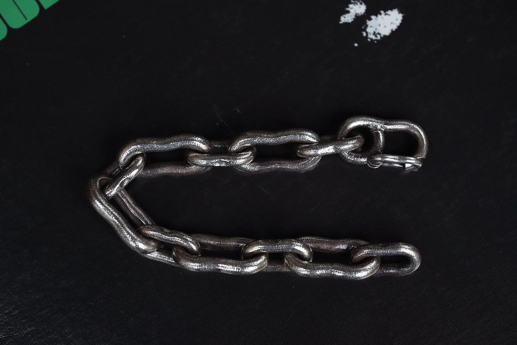 DOG BONE BRACELET_b0398513_18500204.jpeg