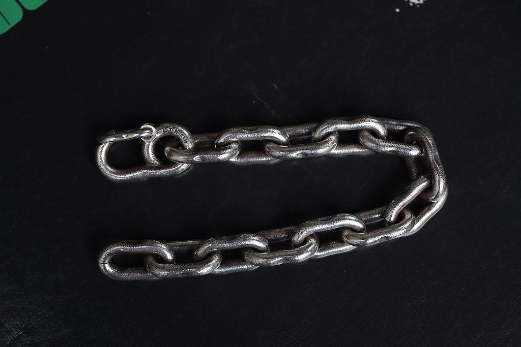 DOG BONE BRACELET_b0398513_18501650.jpeg