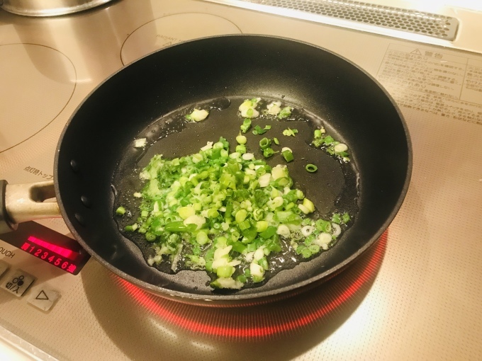 プーパッポンカレーを調理しましたが_b0100062_18344900.jpeg
