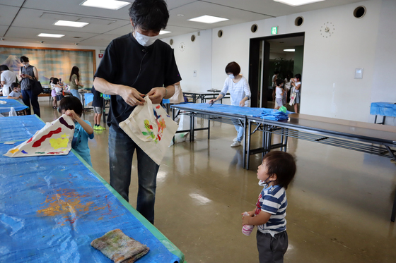 やと子ども美術教室 ~ エコバックをつくる ~_e0222340_14321679.jpg