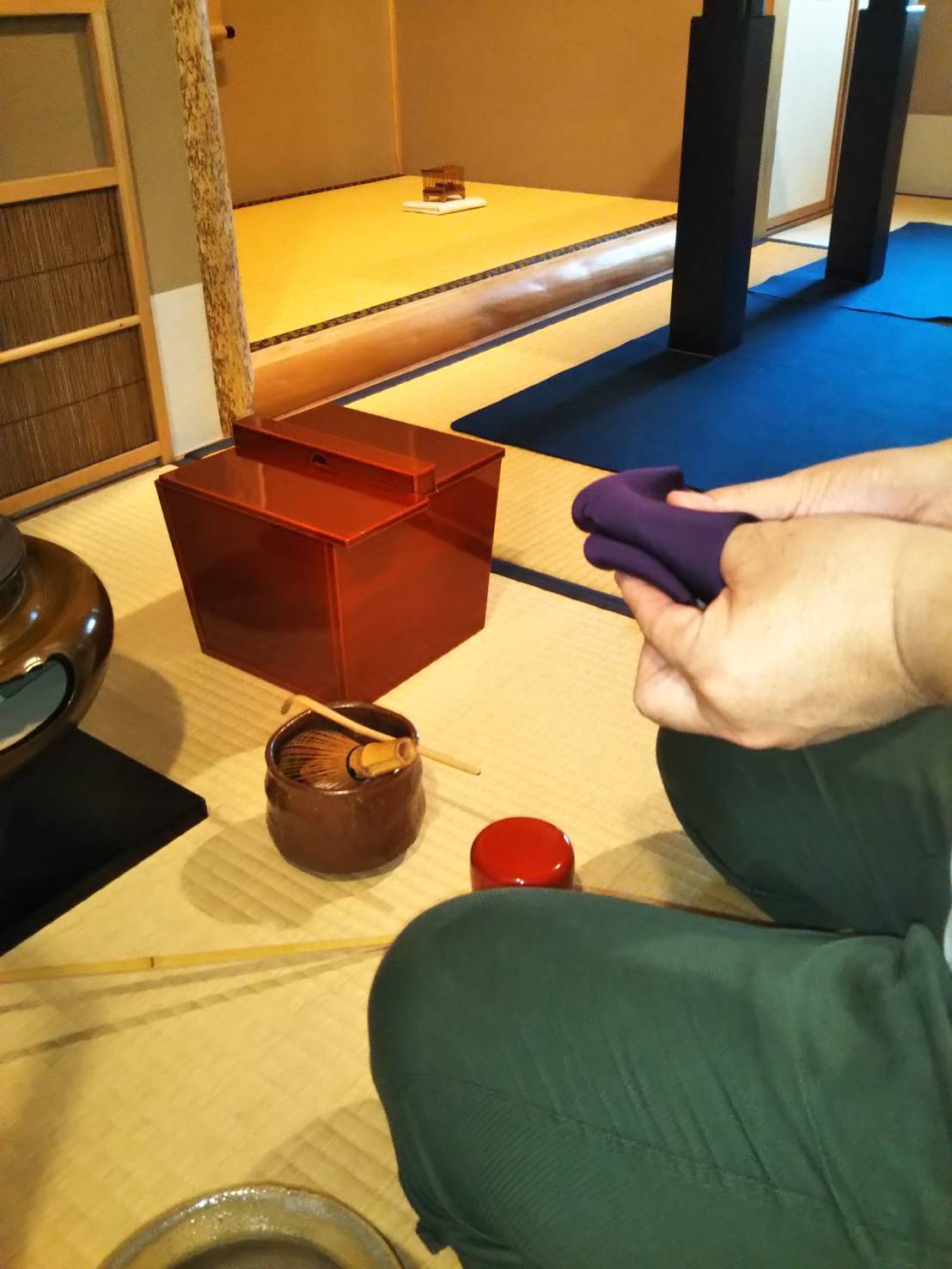袱紗で始まり袱紗で終わる(基本で始まり基本で終わる)_d0377709_11073885.jpg
