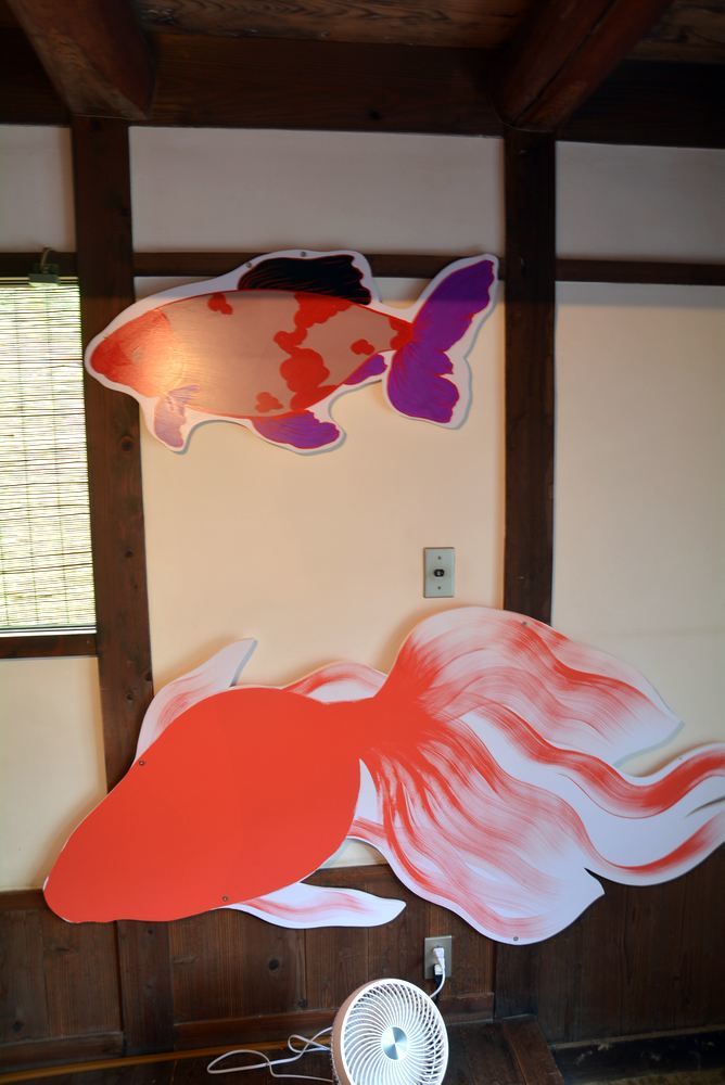 金魚湯 室内_e0373930_16234911.jpg