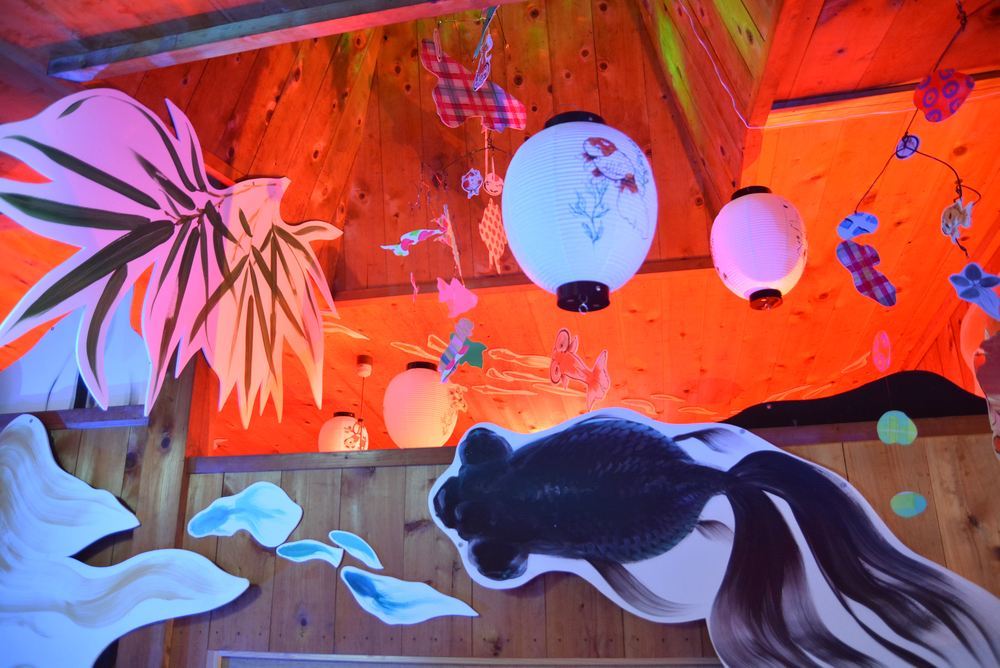 金魚湯 室内_e0373930_16240417.jpg