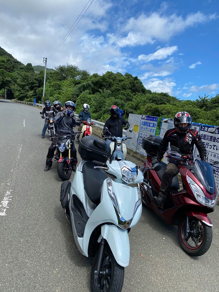 新人君のツーリングは?ですやん!_f0056935_11303964.jpg