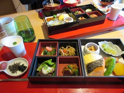 エクシブ鳥羽別邸の晩ごはん&朝ごはん。_b0143308_21245084.jpg