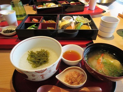 エクシブ鳥羽別邸の晩ごはん&朝ごはん。_b0143308_21250085.jpg