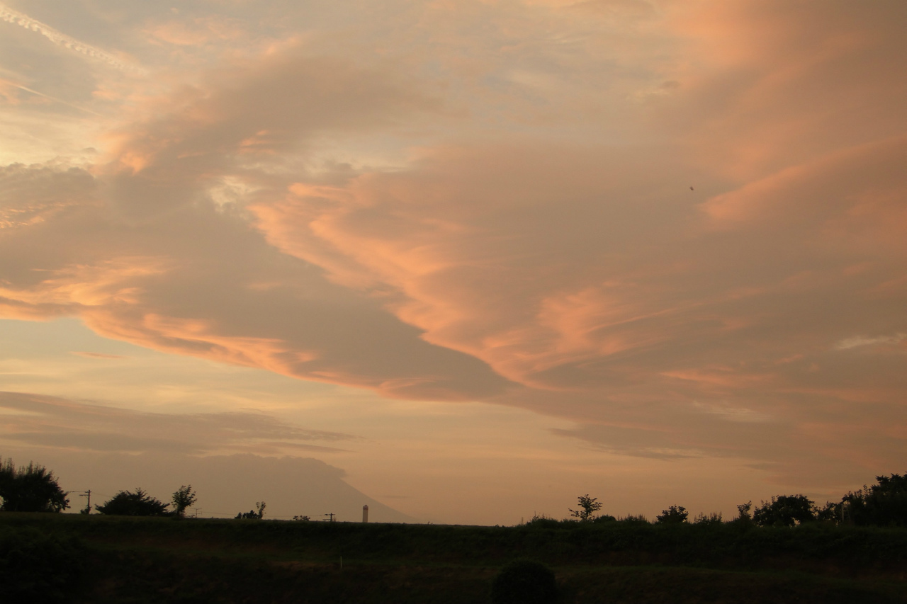 【よりみち編】夕暮れ模様_c0158112_00014893.jpg