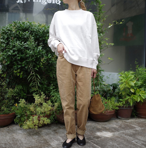 アイボリー と ベージュ_d0364239_19322043.jpg
