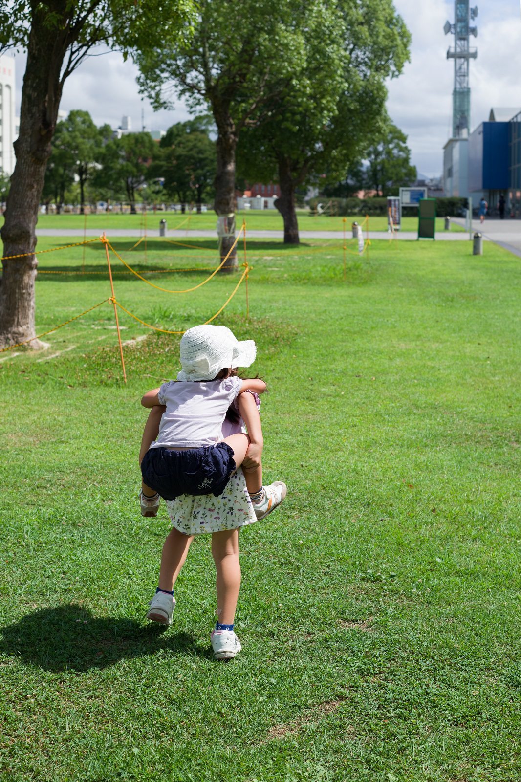 お姉ちゃんのおんぶ Rangefinder Days