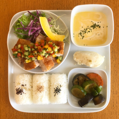 チキンソテー 夏野菜ソース_b0102217_15421332.jpg