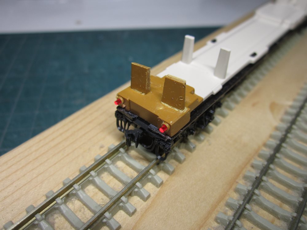 KATO マニ50を両エンドテールライト点灯させよう その2 : 動力車操縦